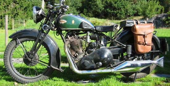 Vänstersidan BSA M35-11 Sloper ohv 600cc 1935